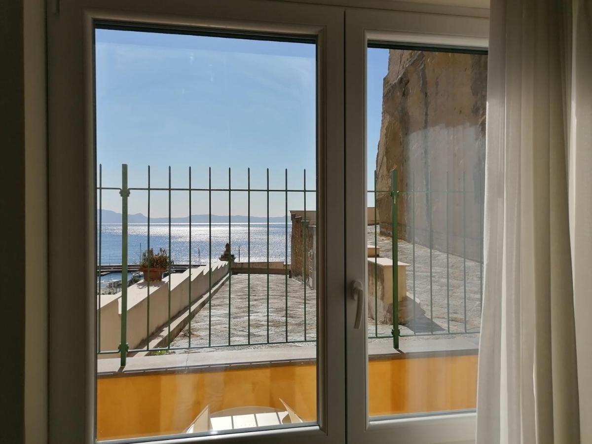 Napoli D'Amare B&B Exterior foto